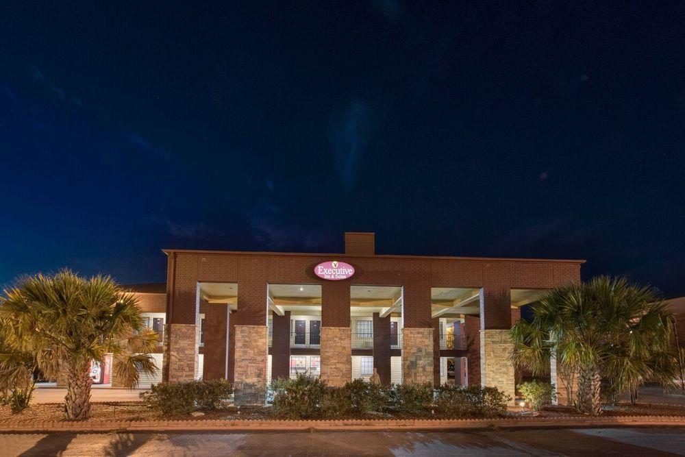Days Inn By Wyndham College Station University Drive Zewnętrze zdjęcie