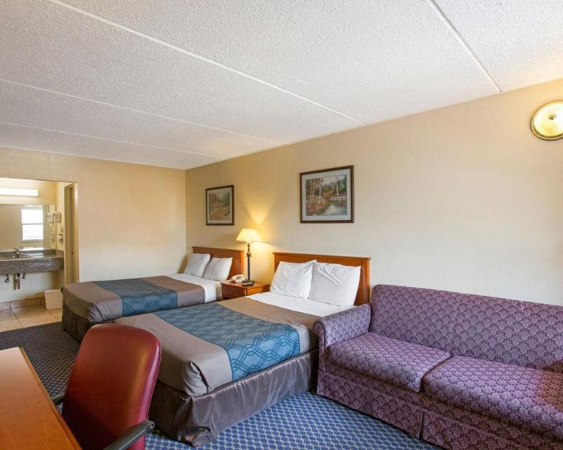 Days Inn By Wyndham College Station University Drive Zewnętrze zdjęcie