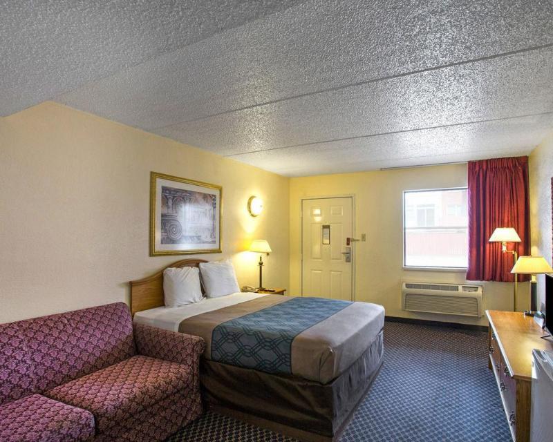 Days Inn By Wyndham College Station University Drive Zewnętrze zdjęcie