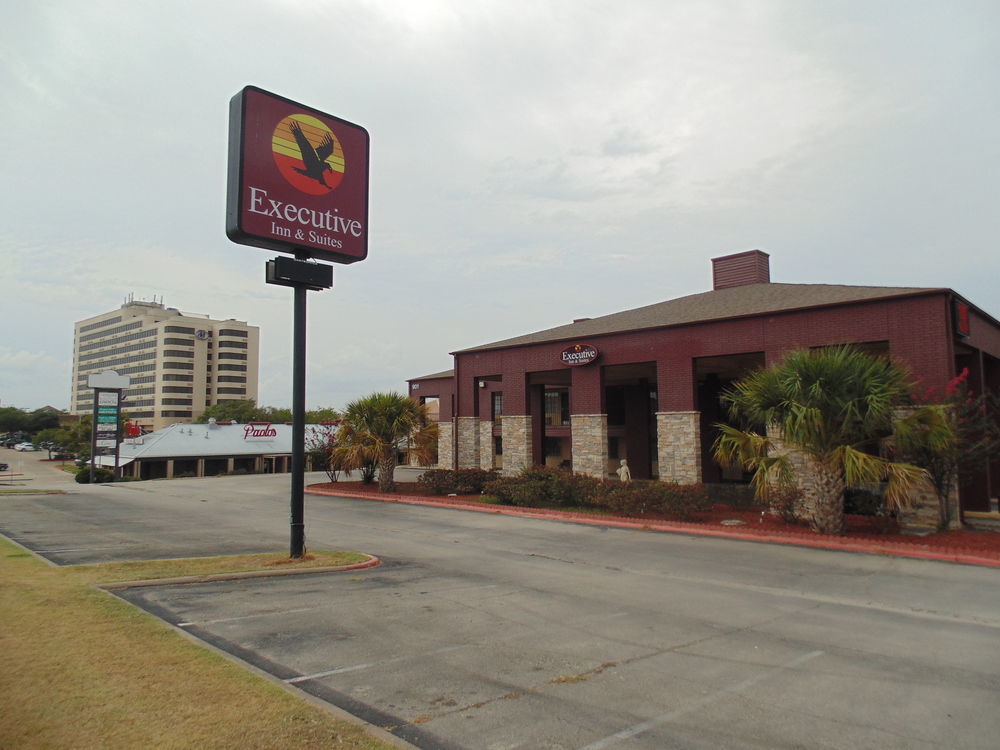 Days Inn By Wyndham College Station University Drive Zewnętrze zdjęcie
