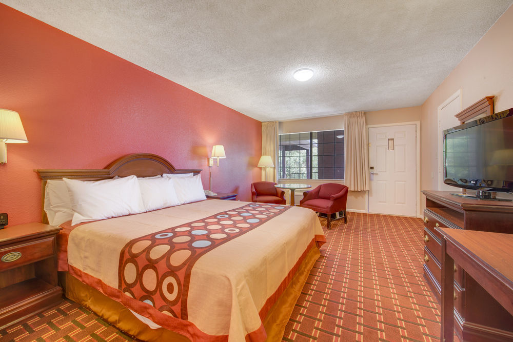 Days Inn By Wyndham College Station University Drive Zewnętrze zdjęcie